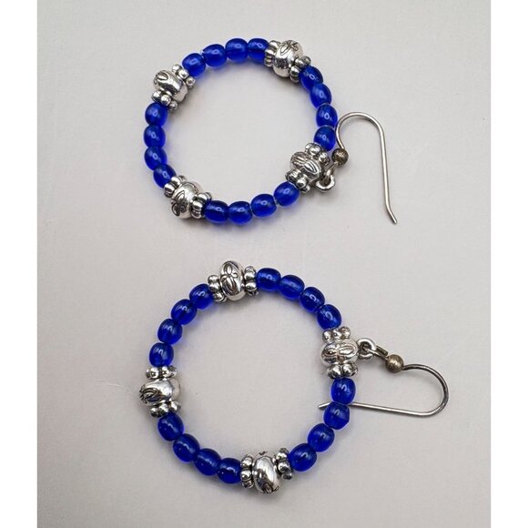 Vintage Royal Blue Beaded Hoop Earrings with Silver Tone Accents Retro Artisan - Picture 4 of 6